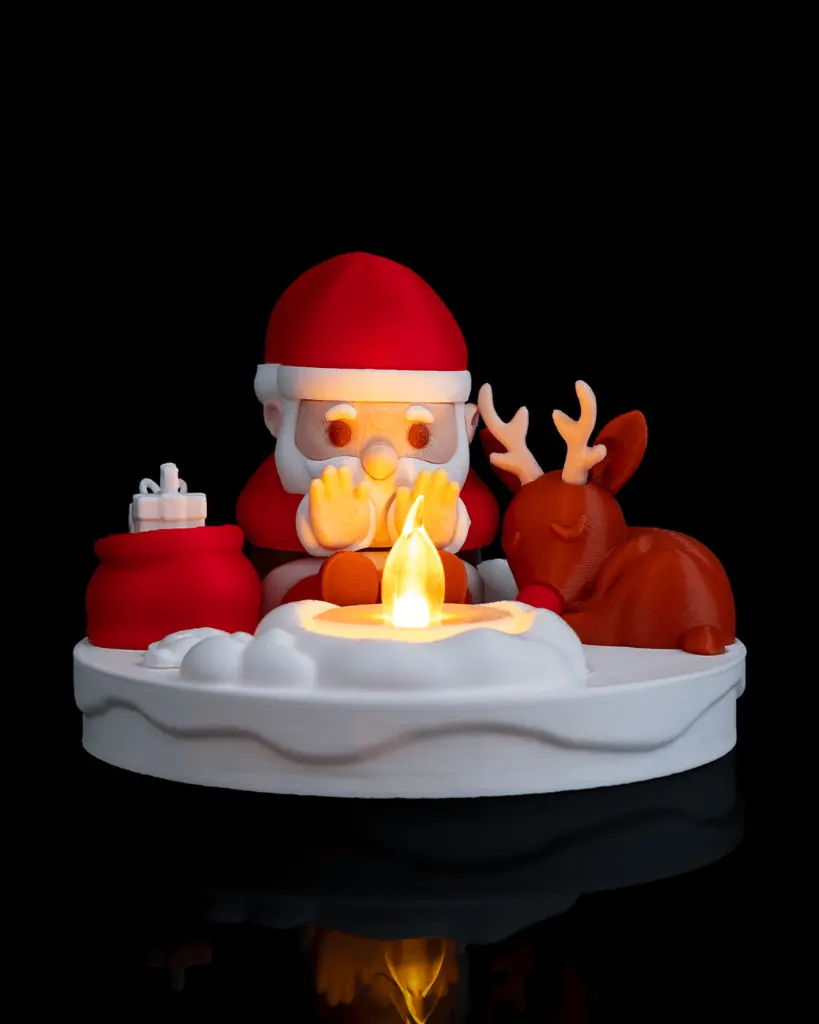 Santa_s_Bonfire_Table_Lamp_3_ab6cbd9b5b.webp