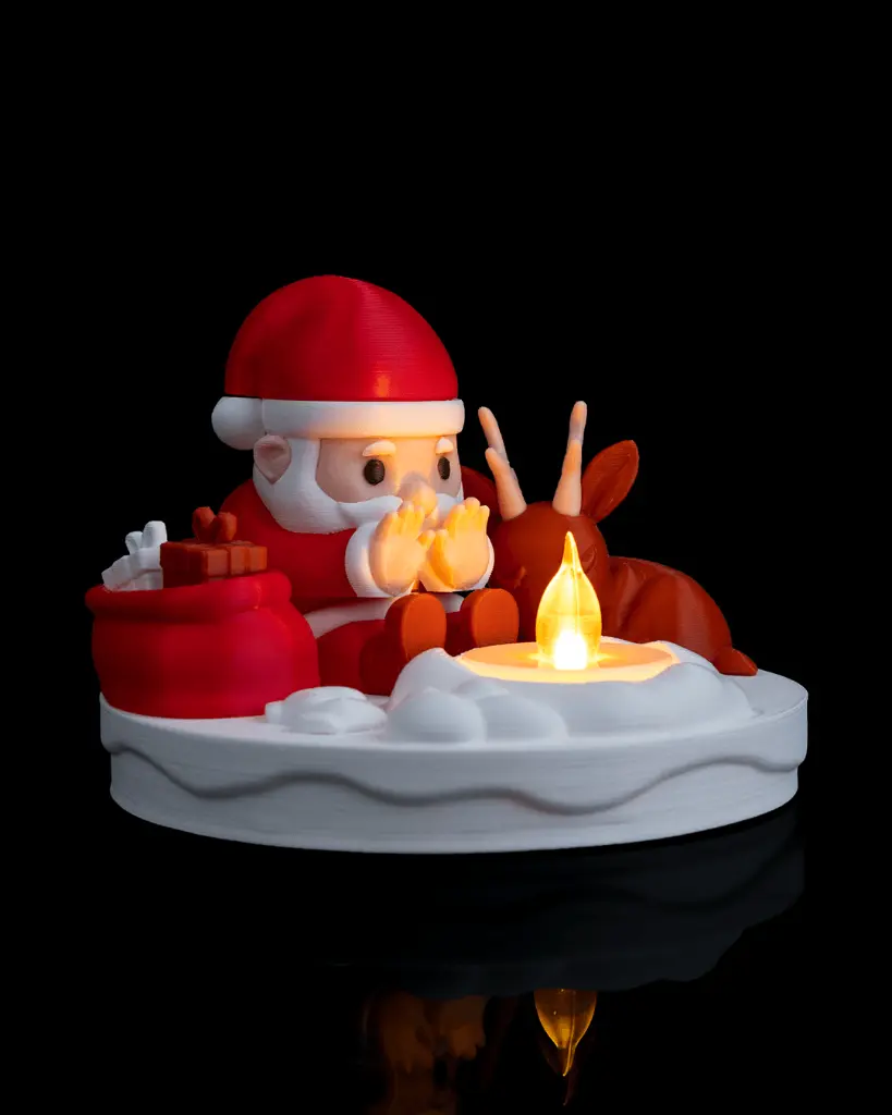 Santa_s_Bonfire_Table_Lamp_2_ad8ab1a8c9.webp