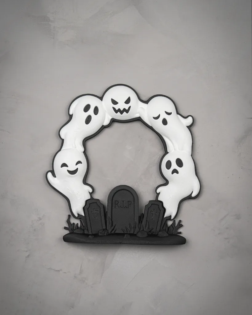 Ghost_Arch_Wreath2_5af02e4734.webp