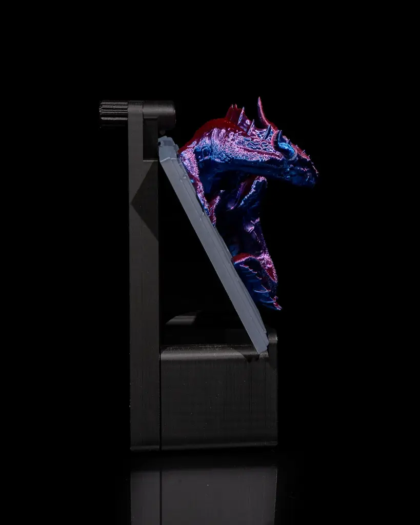 Dragon_Warden_Light_Switch_Cover5_560e418a0e.webp
