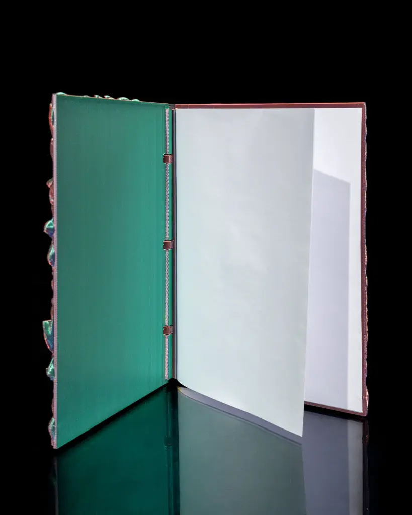 Dragon_s_Spellbook_2_9931ed4e01.webp