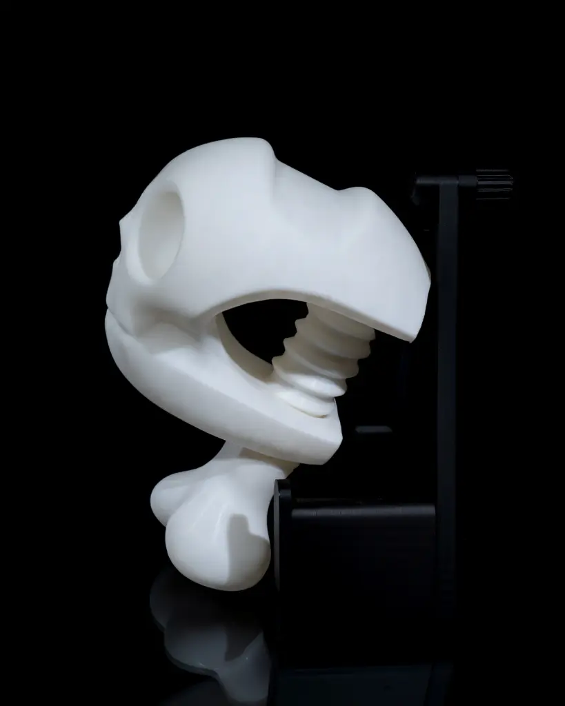 Skull_Vise_Headphone_Holder_6_fff1cf5f14.webp