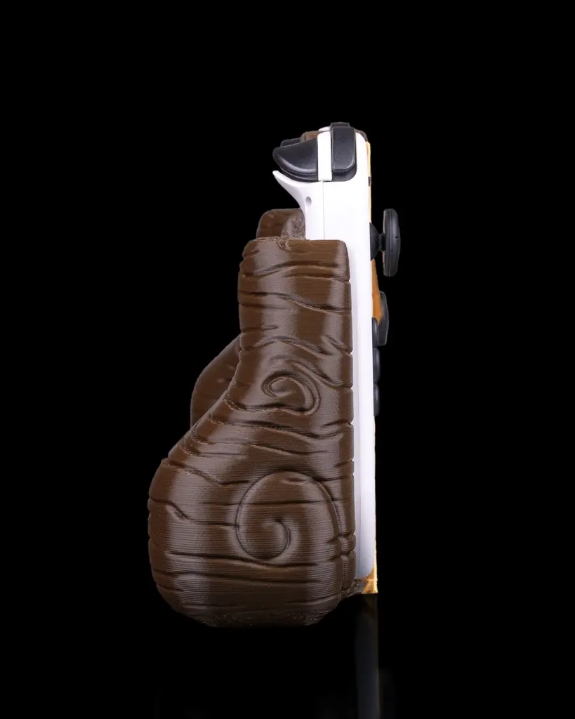 Wooden_Relic_Dual_Controller_Grip_3_b20736668c.webp
