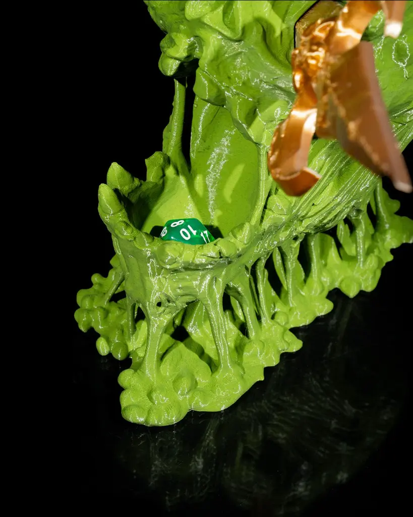 Blind_Decadence_Dice_Tower_psb6_c8ca8a2dae.webp